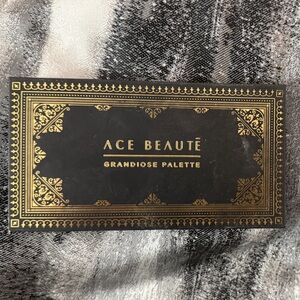 Ace Beauté Grandiose Palette with Gold Accents